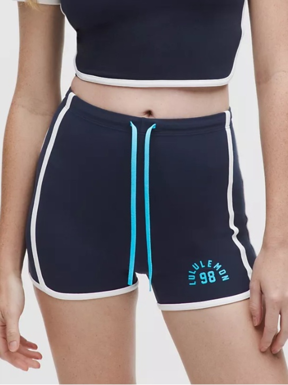 Lululemon Nulu Sporty Trim High Rise Shorts 3” Blue White Size 8 NWT*Z17